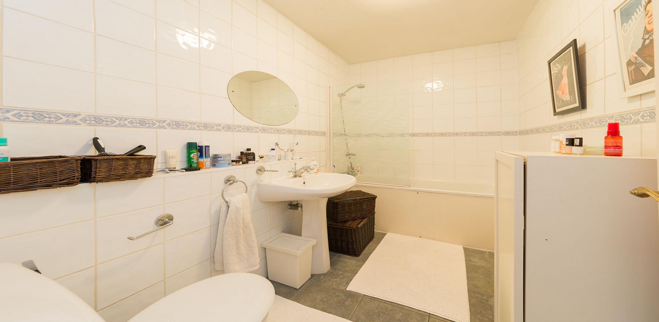 			NEW INSTRUCTION, 1 Bedroom, 1 bath, 1 reception Apartment			 Fairfax Road, SWISS COTTAGE